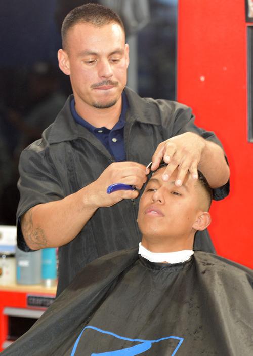 Carlos Barber The Delano Record Bakersfield Com