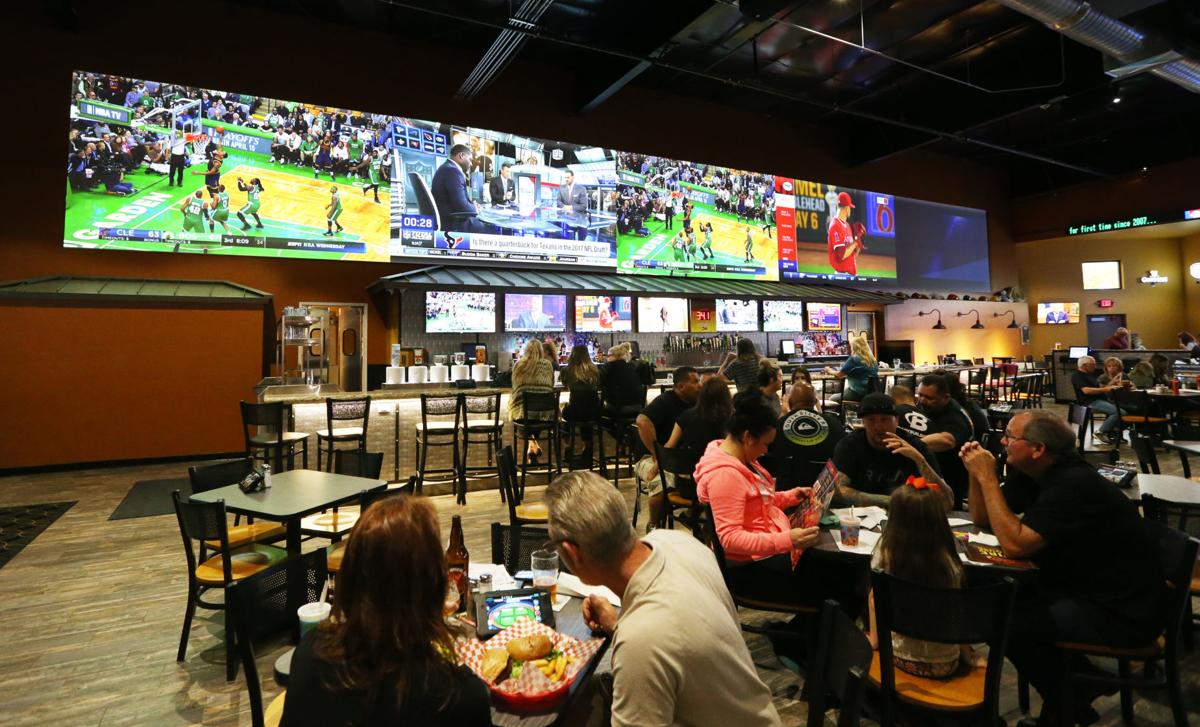 PETE TITTL Is the new Firehouse worth those long lines? Food