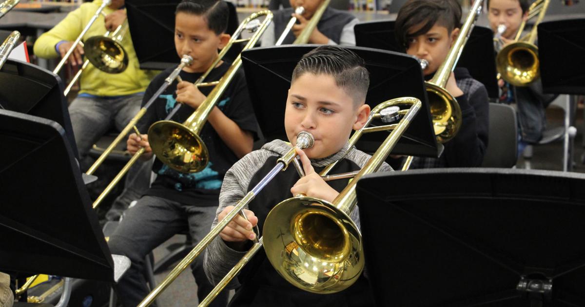 Jr Compton Education Roundup: Compton Jr. High students share a scoop | Education ...