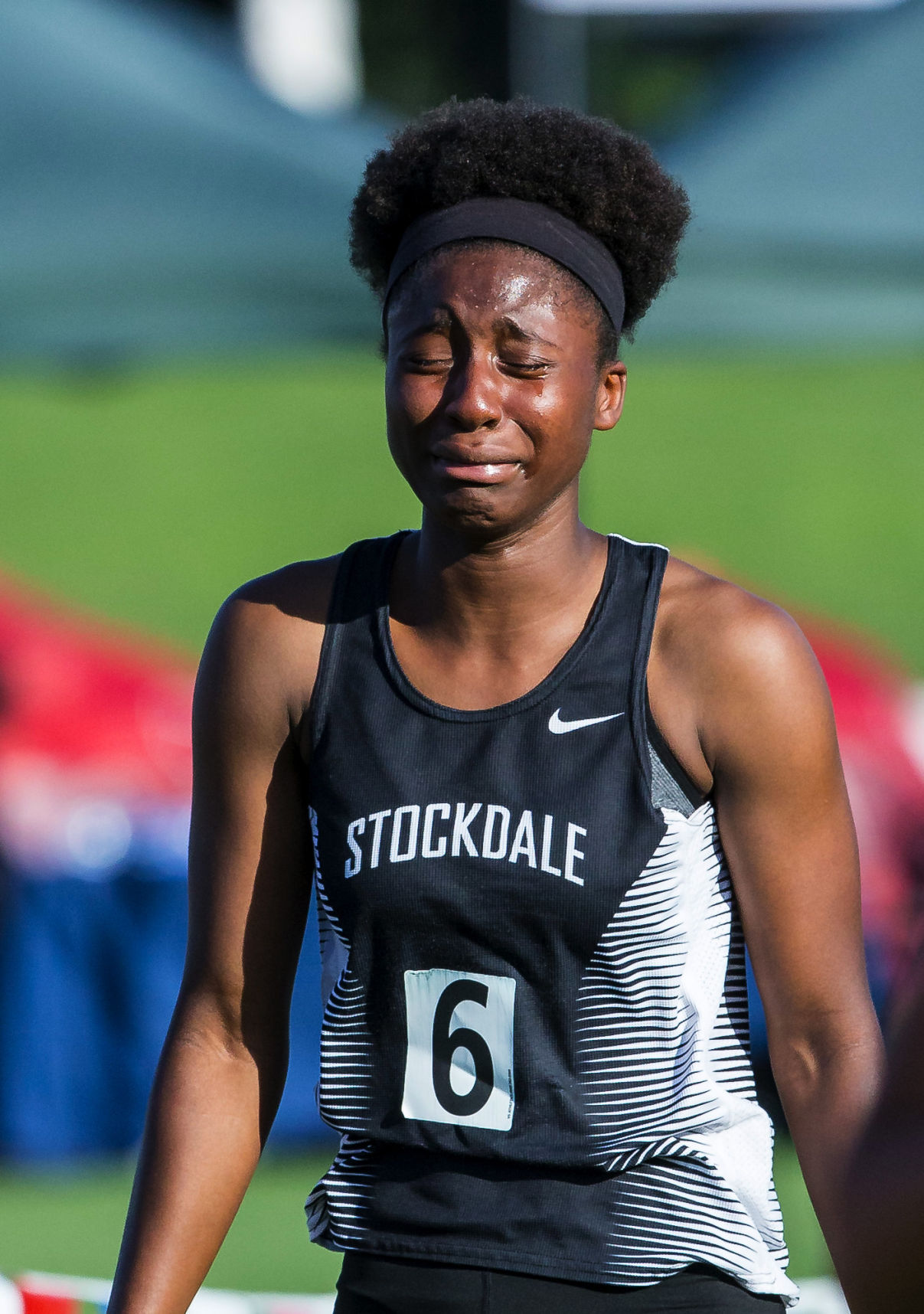 Stockdale's Wilson falls in 100 hurdles, qualifies fourth in 100 ...