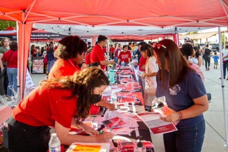 PHOTO GALLERY Bakersfield College New Student Convocation Tbc Blox