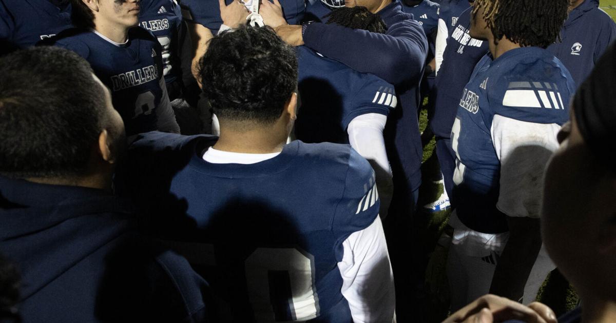 Shehee Shehee steps down from BHS football; Campoy retires from Liberty tennis ...