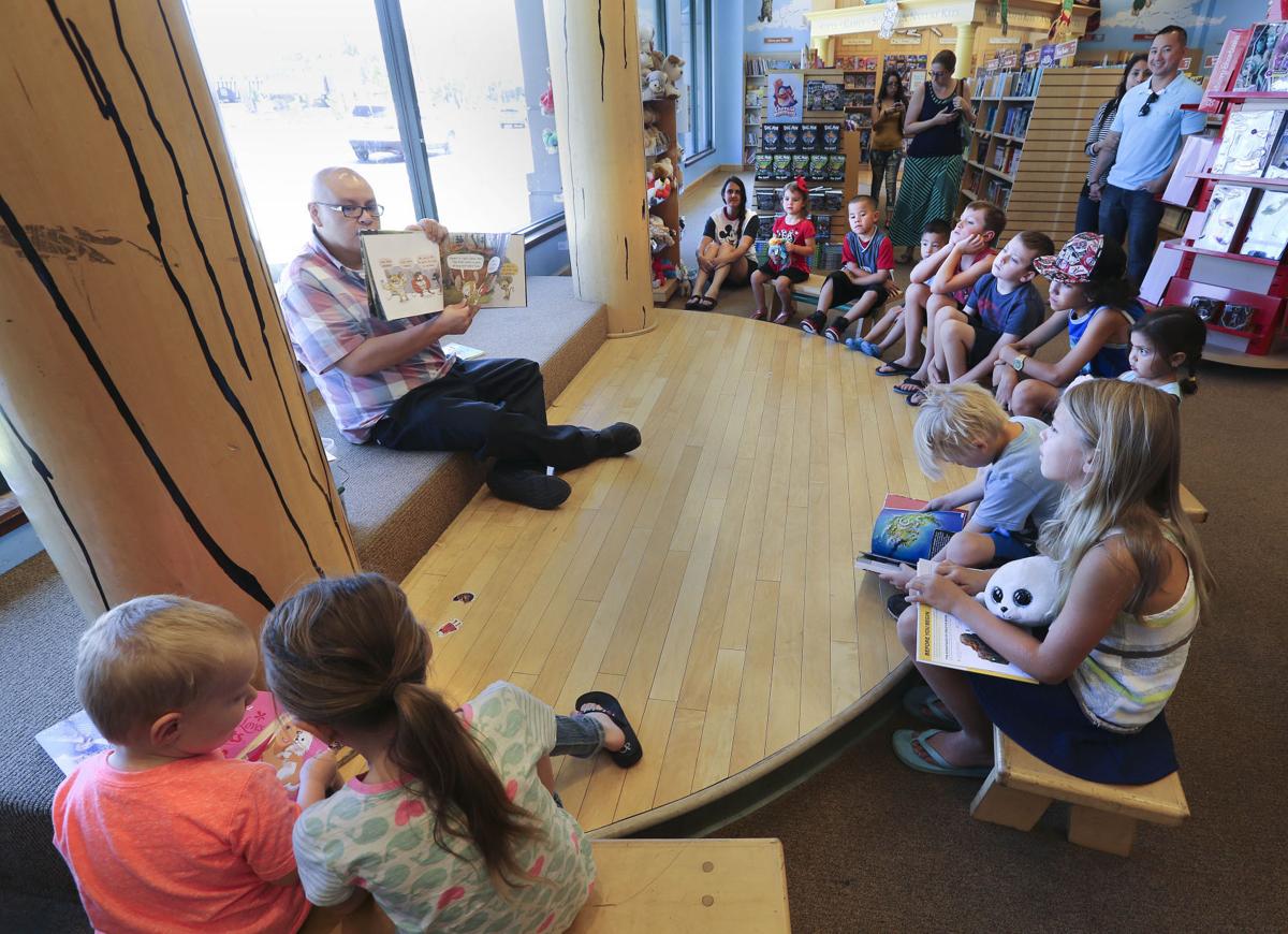 Photo Gallery Family Storytime At Barnes Noble Multimedia