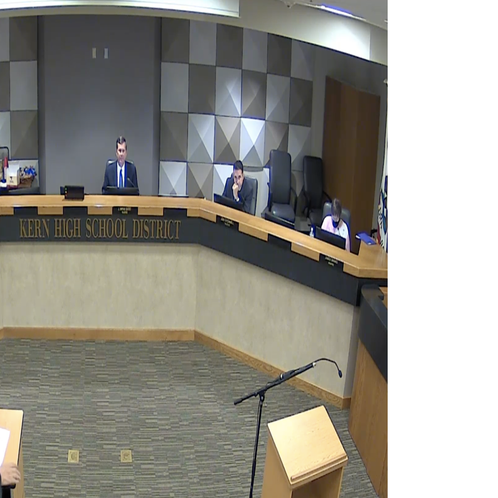 KHSD votes to push back school year start date to Aug. 24 | News |  bakersfield.com
