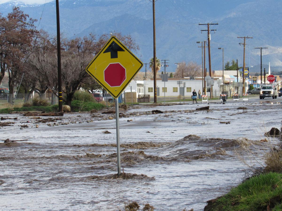 PHOTO GALLERY Rain, flooding in Kern County Photo Galleries