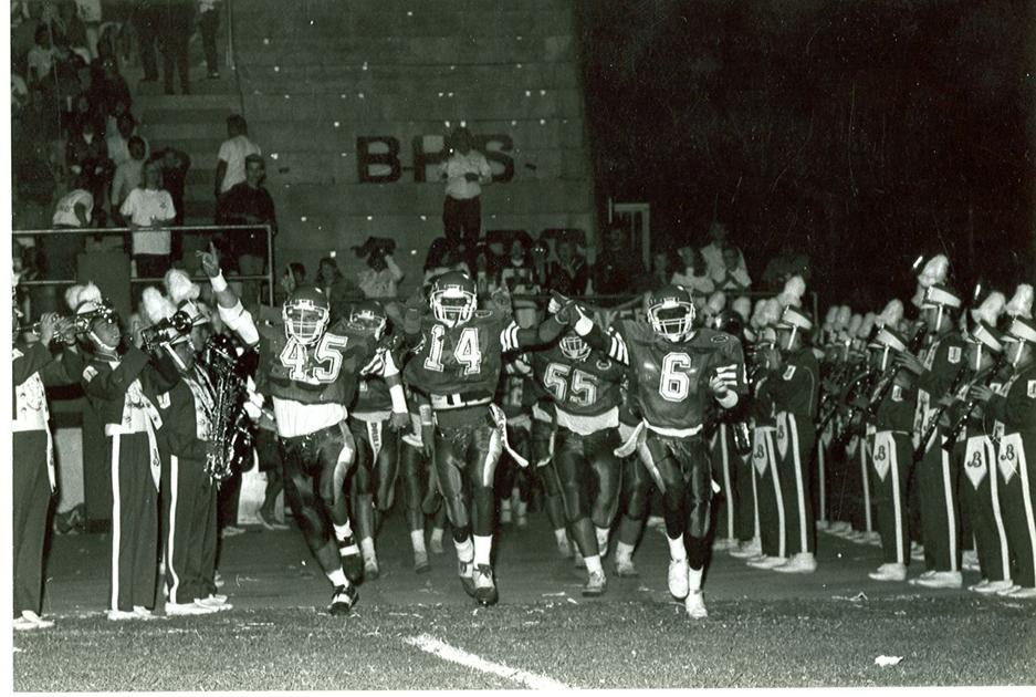 Bakersfield High Football Hall of Fame to grow by 9 Sports