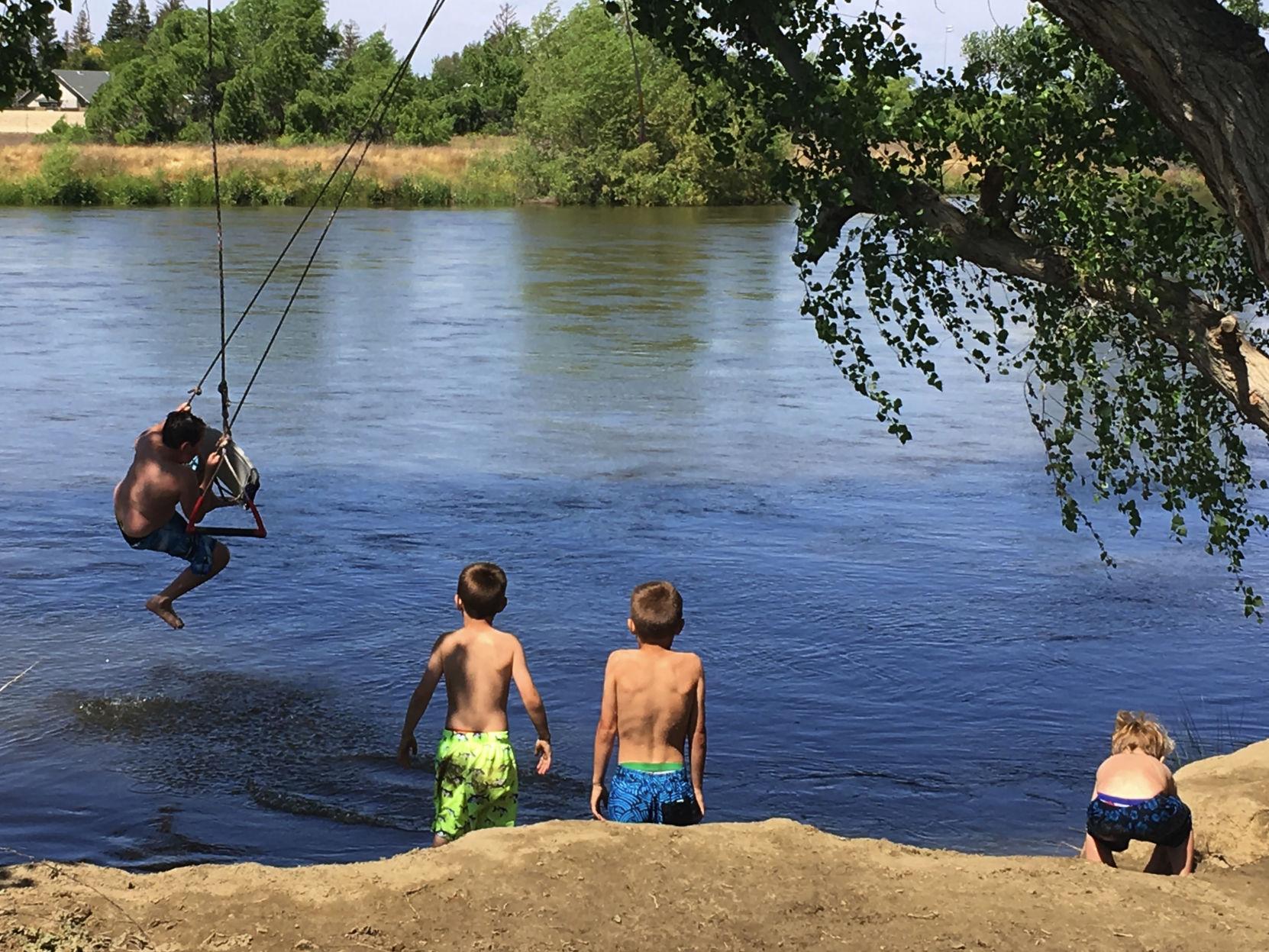 Lois Henry Legal Fight Reopened Over Kern River News Bakersfield Com