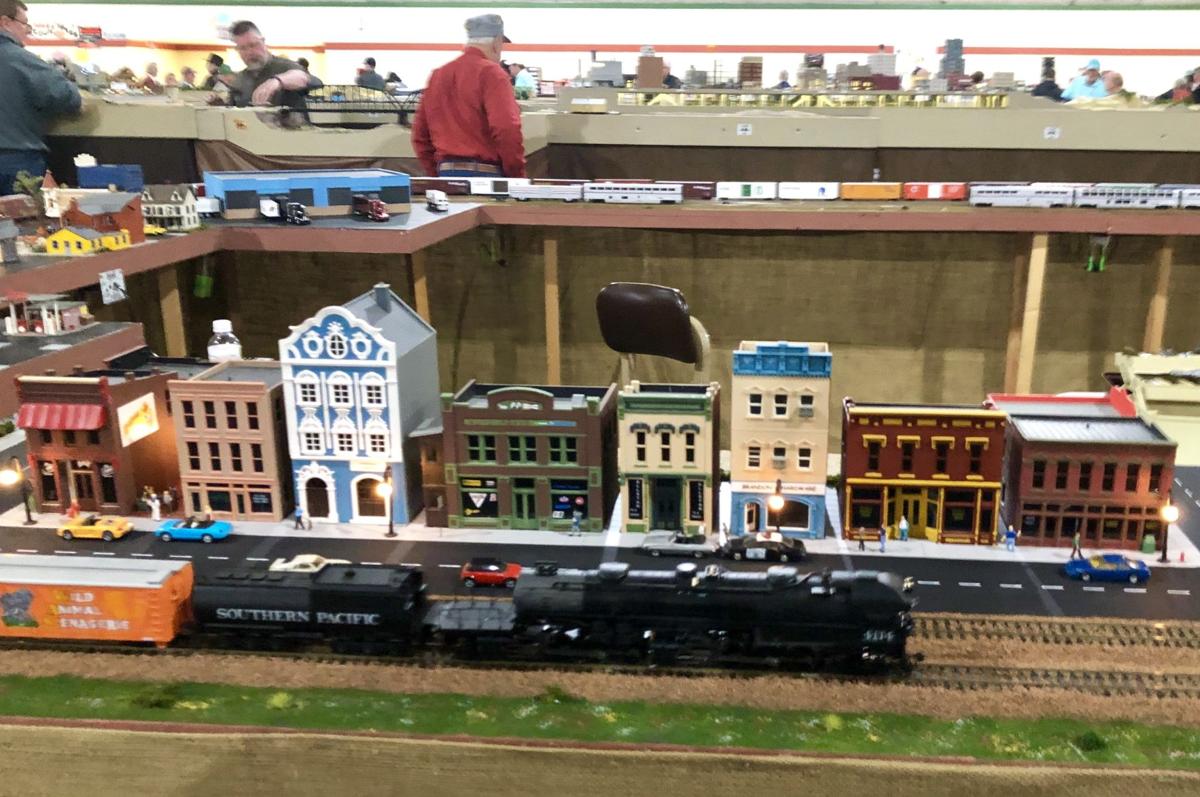 PHOTO GALLERY Model Train Show at the Kern County Fairgrounds Photo