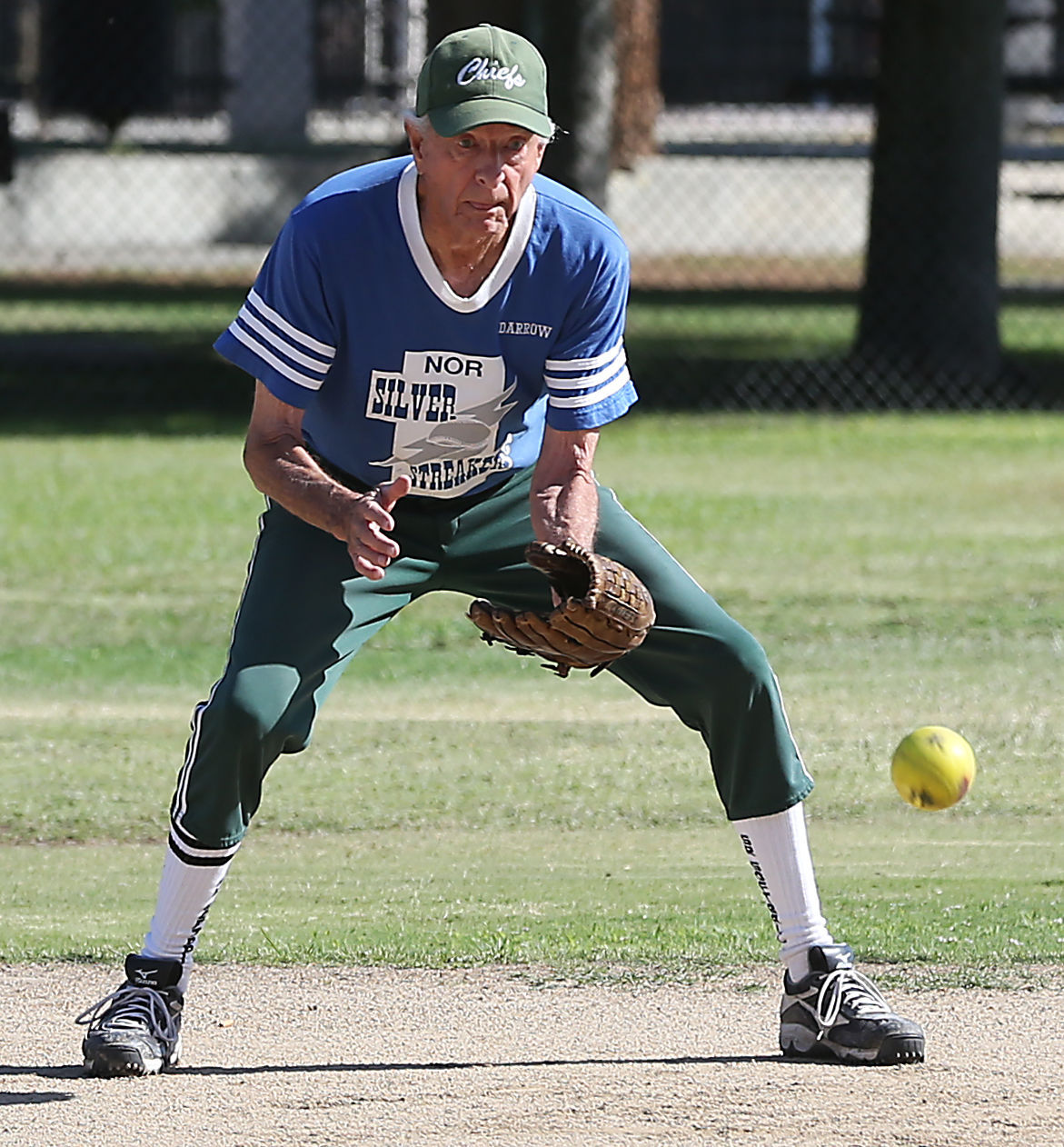 Photo Gallery Senior Softball! Entertainment
