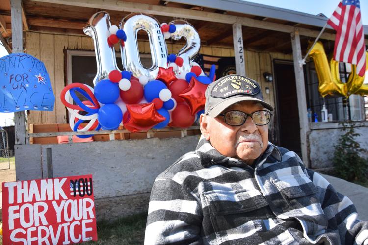 Delano Veteran Celebrates 102nd Birthday With Drive By Parade The Delano Record Bakersfield Com
