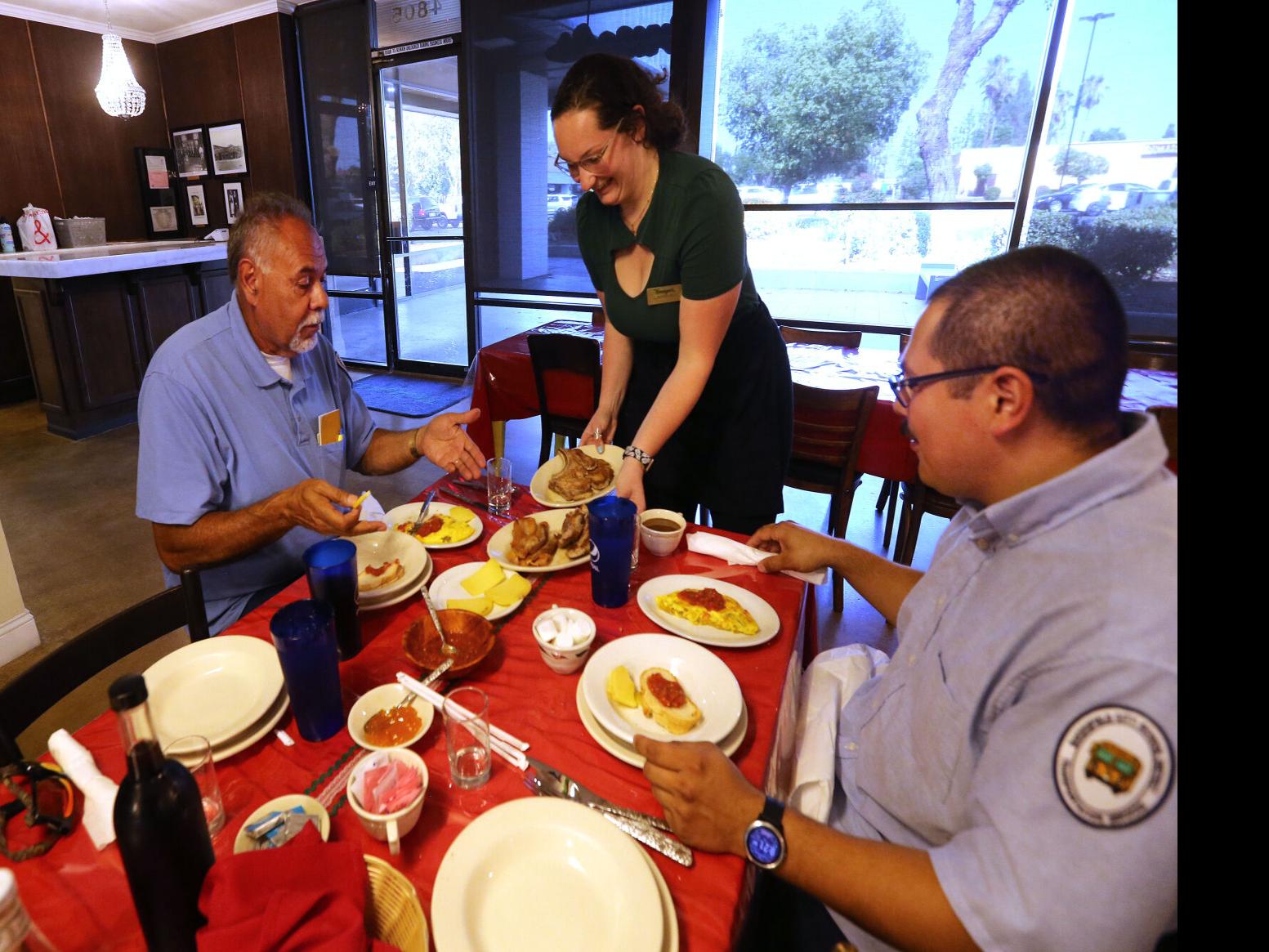 Kern S Jobless Rate Improves With Hiring At Farms Schools Construction Restaurants News Bakersfield Com
