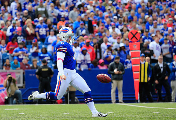 Bills Fans Freak Out As Former Titans Punter Refuses To Play For Them