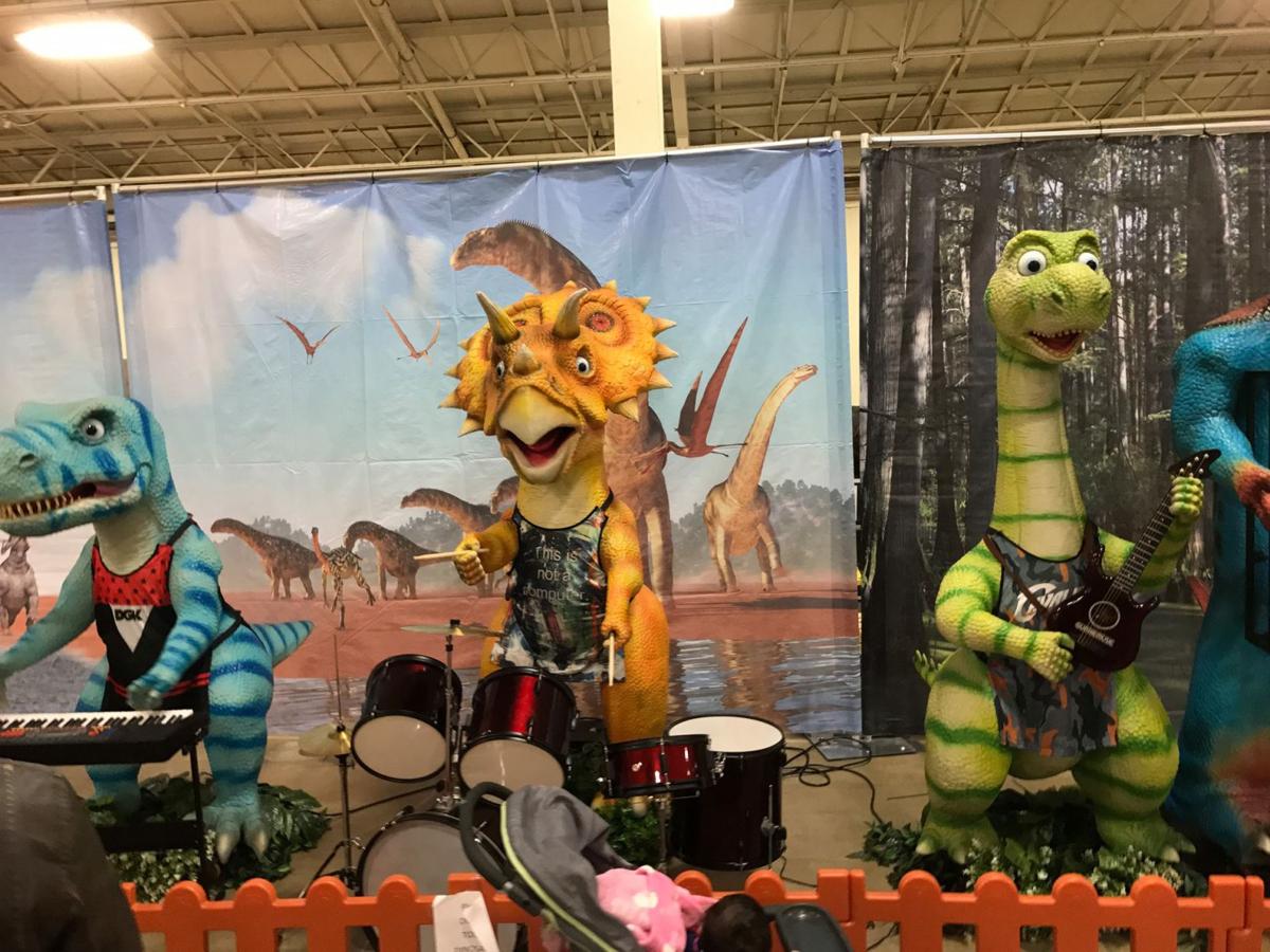 dinosaur tour near me