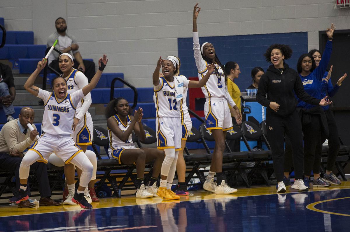 Csub Men Look To Move Up Women Look To Solidify High Ranking As Wac Play Begins College Bakersfield Com