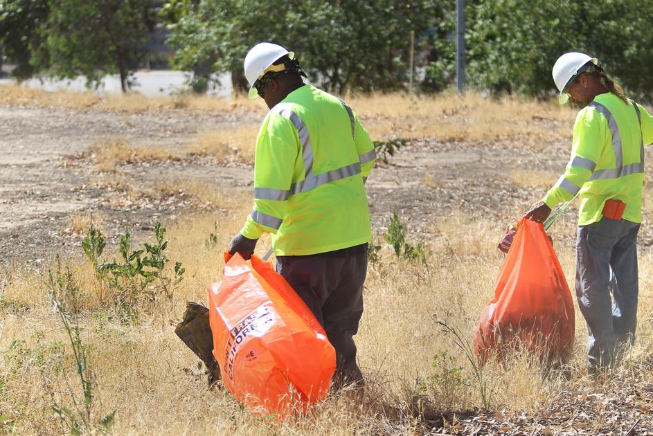 Trash pickup program a pathway out of homelessness News