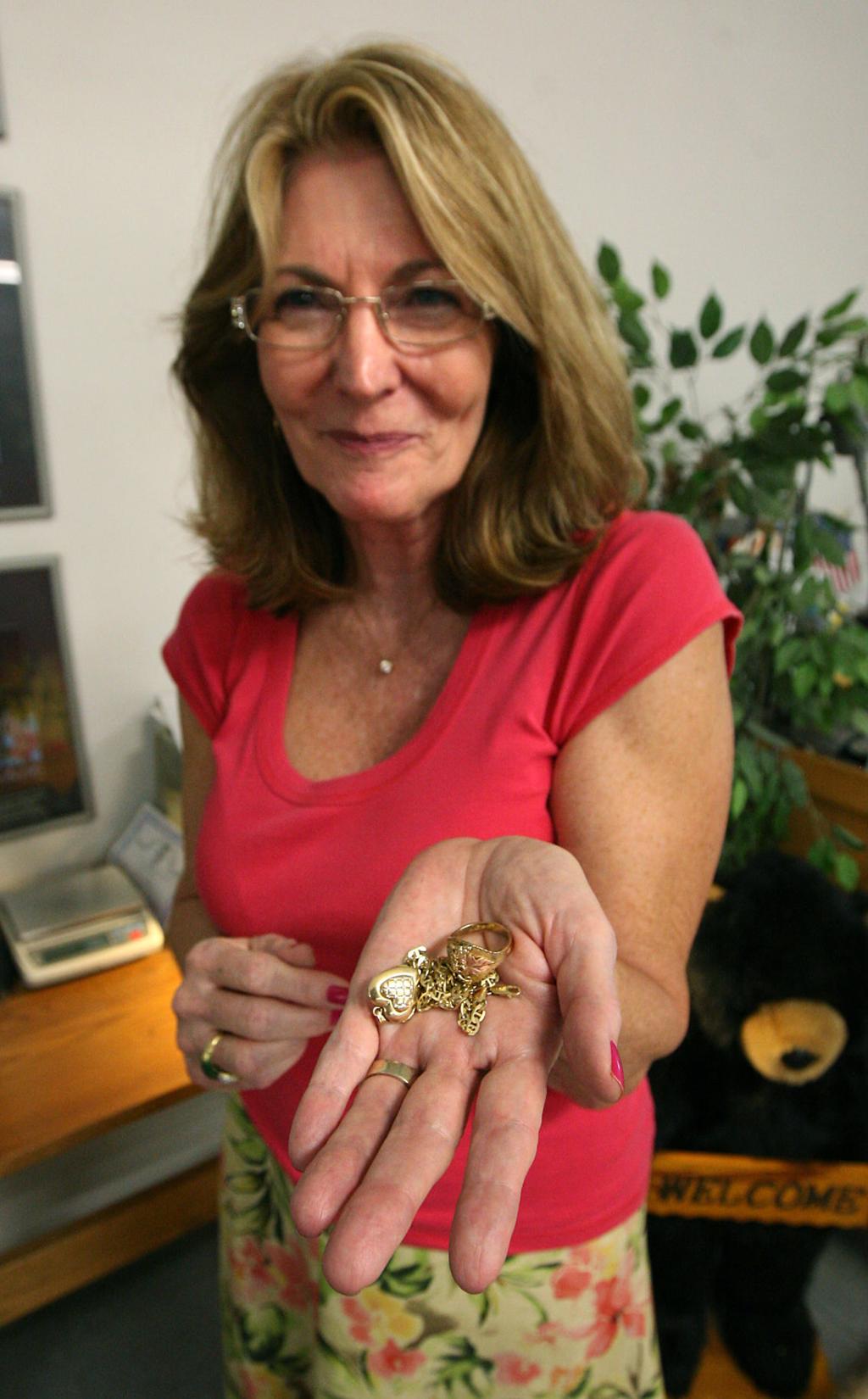 Record Gold Prices Bring Influx Of Business News Bakersfield Com