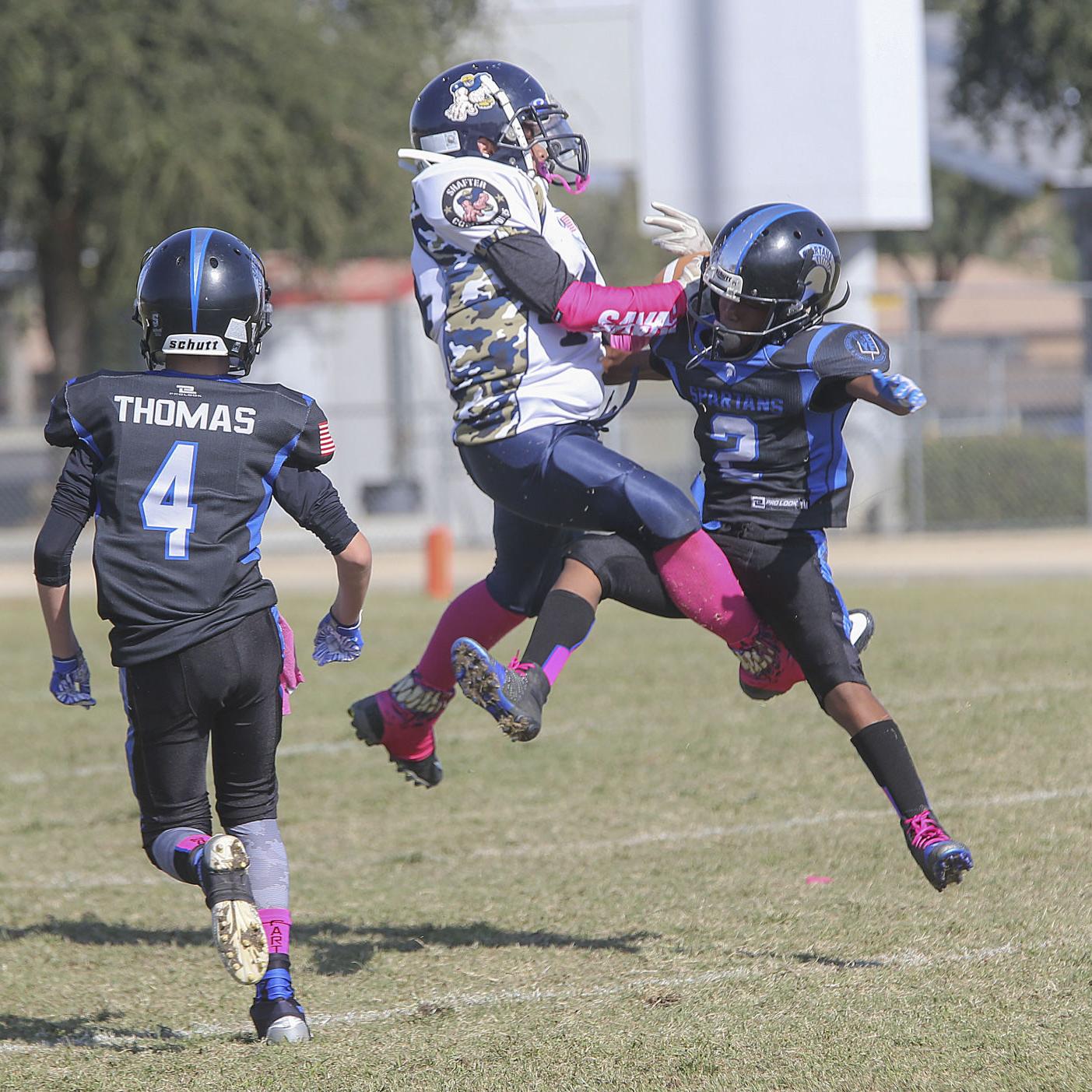 Photo Gallery Golden Empire Youth Football Shafter Commanders Vs