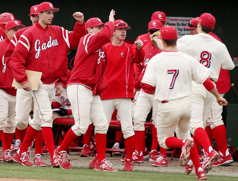Allan Hancock College Baseball Team Travels to Bakersfield College. Archives