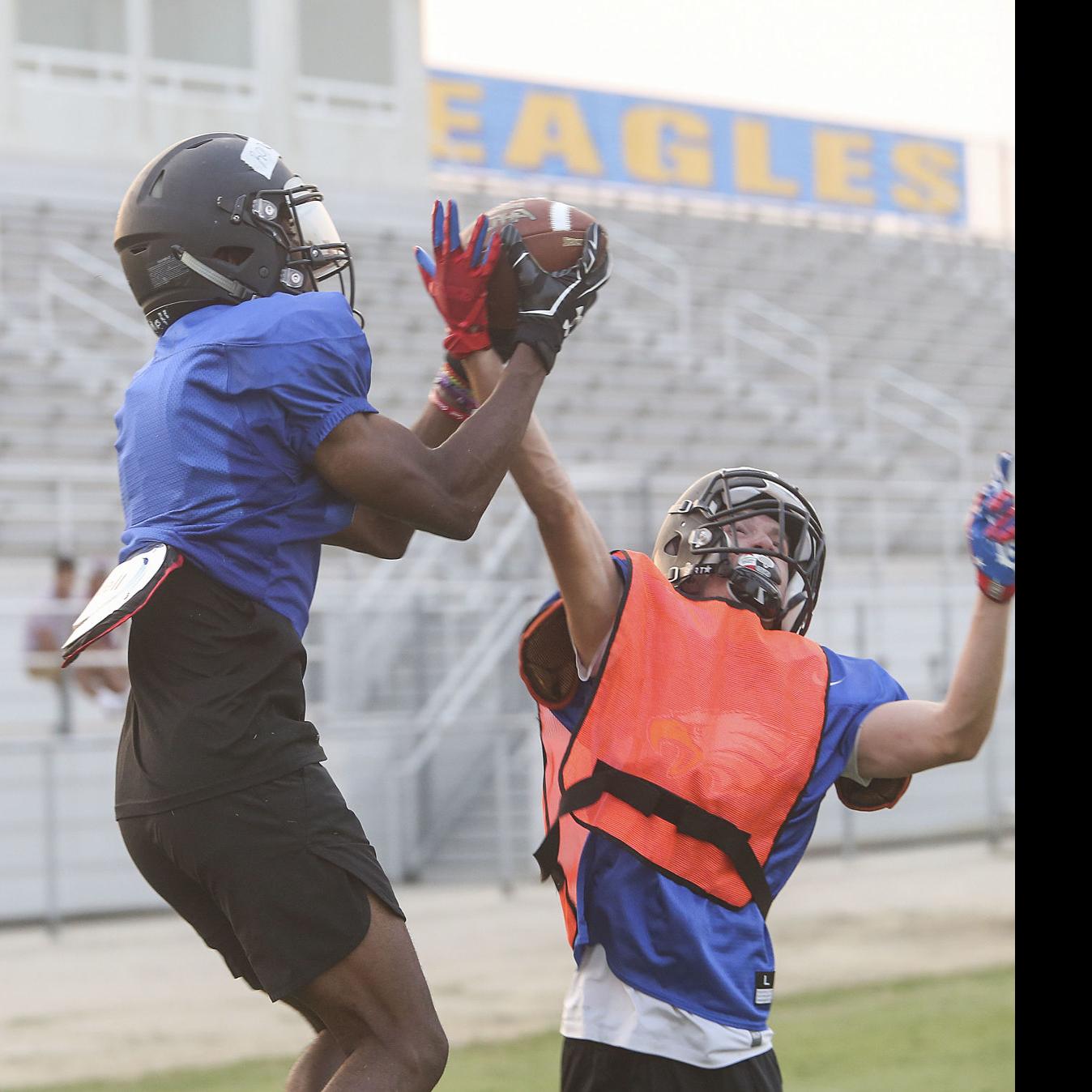 Bakersfield Christian Football Preview Eagles Look To Continue