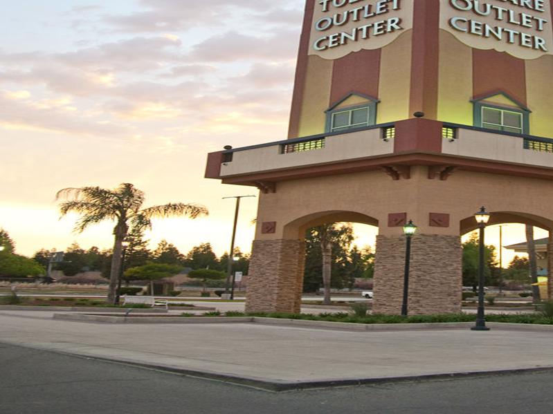 tulare outlets nike store hours
