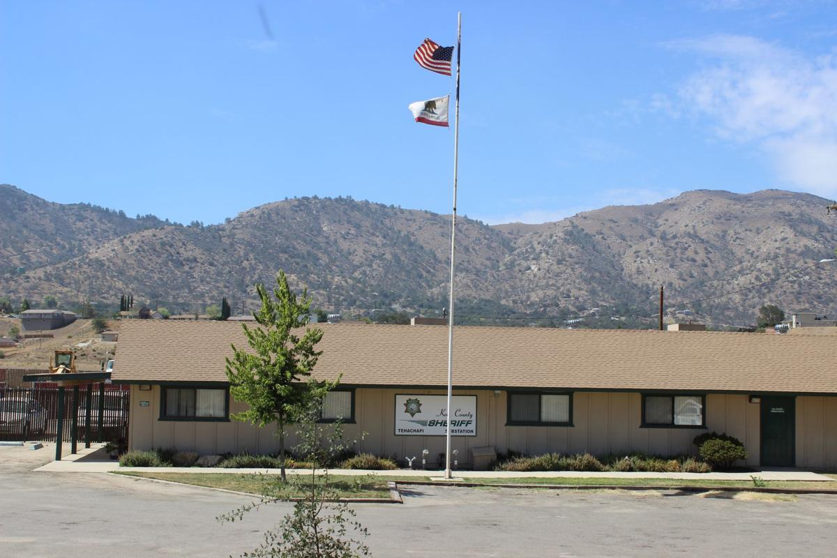 KCSO Onduty sheriff's deputy arrested while on patrol in Tehachapi
