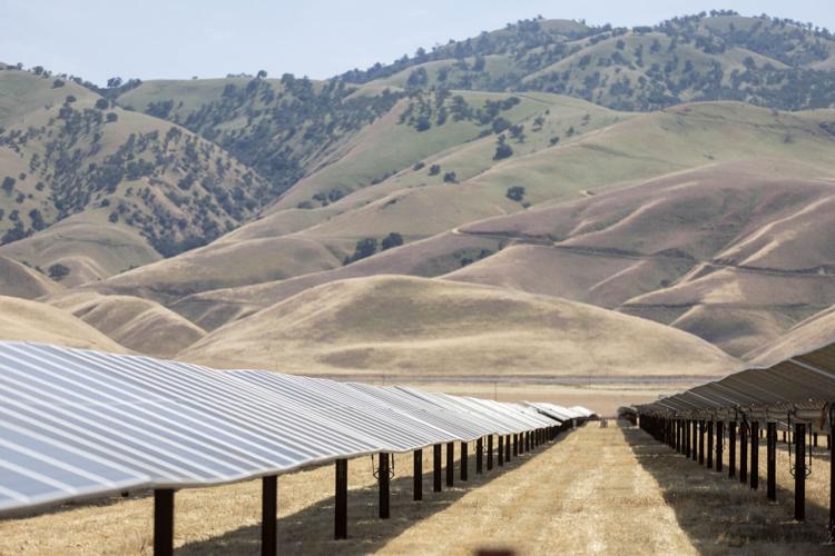 Pastoria Solar Project completes 'trifecta' of solar, battery and efficient  natural gas generation | News | bakersfield.com