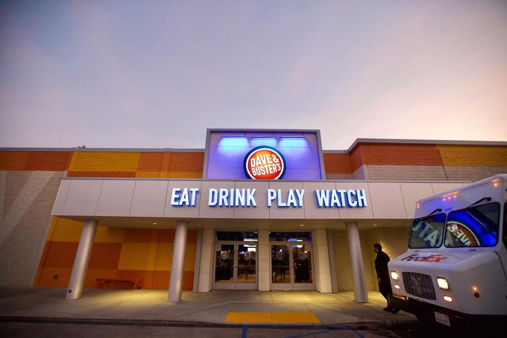 The Super Popular Meal Combo Dave & Buster's Is Bringing Back
