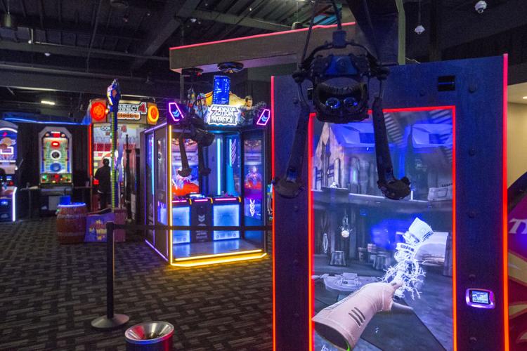 Dave & Buster's at Modesto CA mall sets open date, is hiring