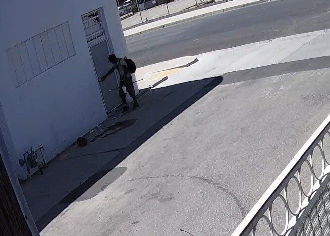 news picture from title