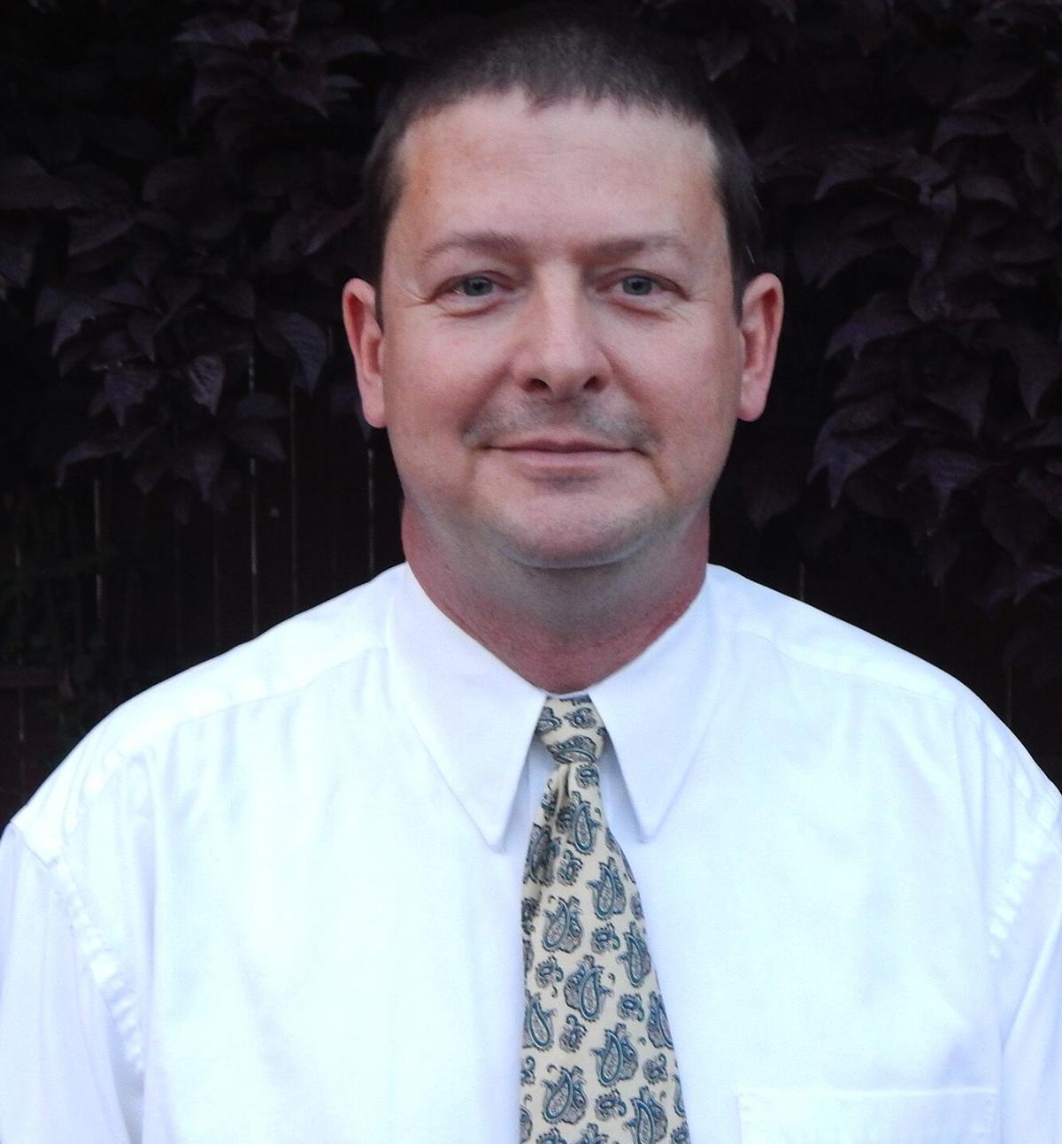 Shafter group raises pressure on county ag official News