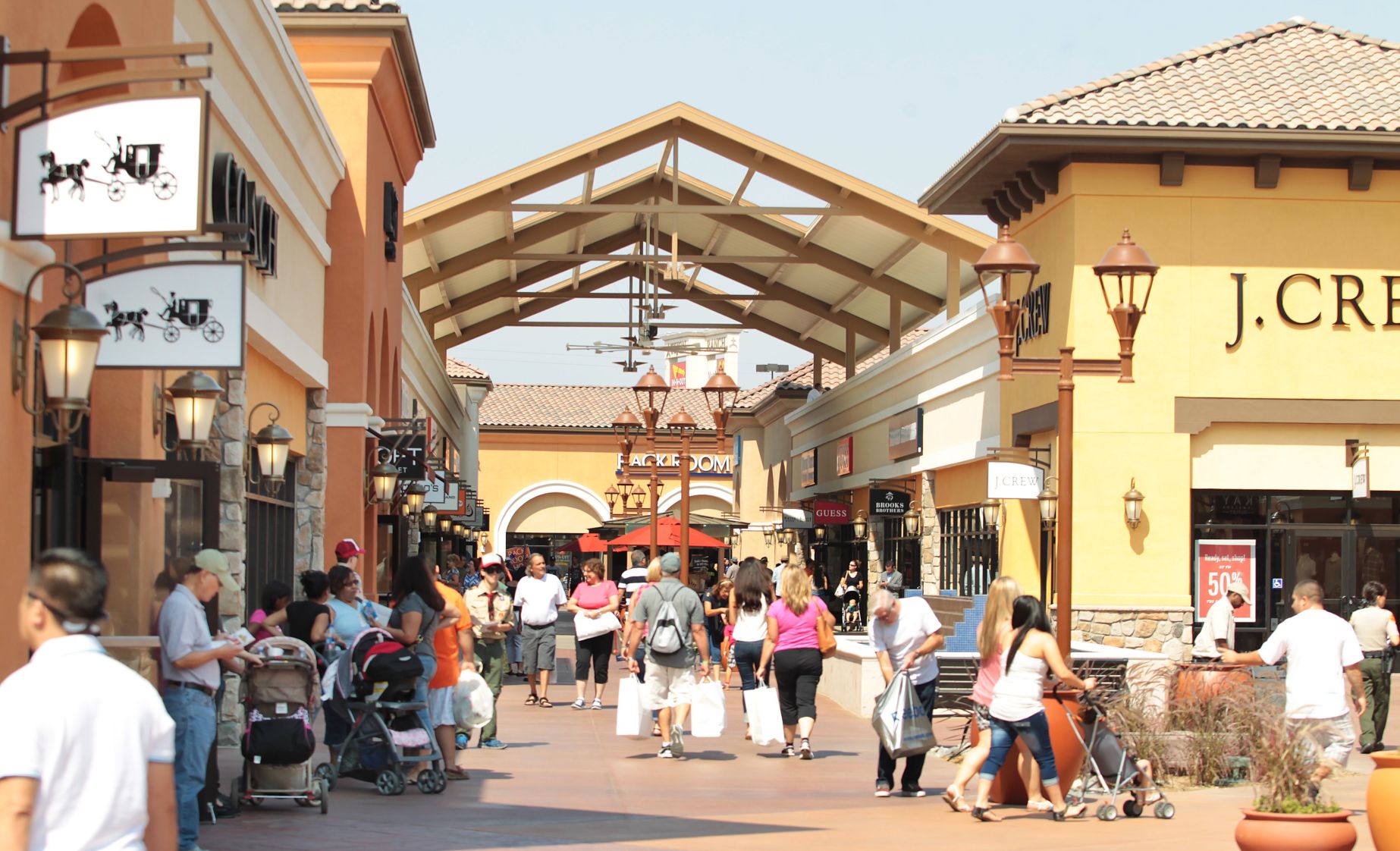 Outlets at Tejon grand opening 