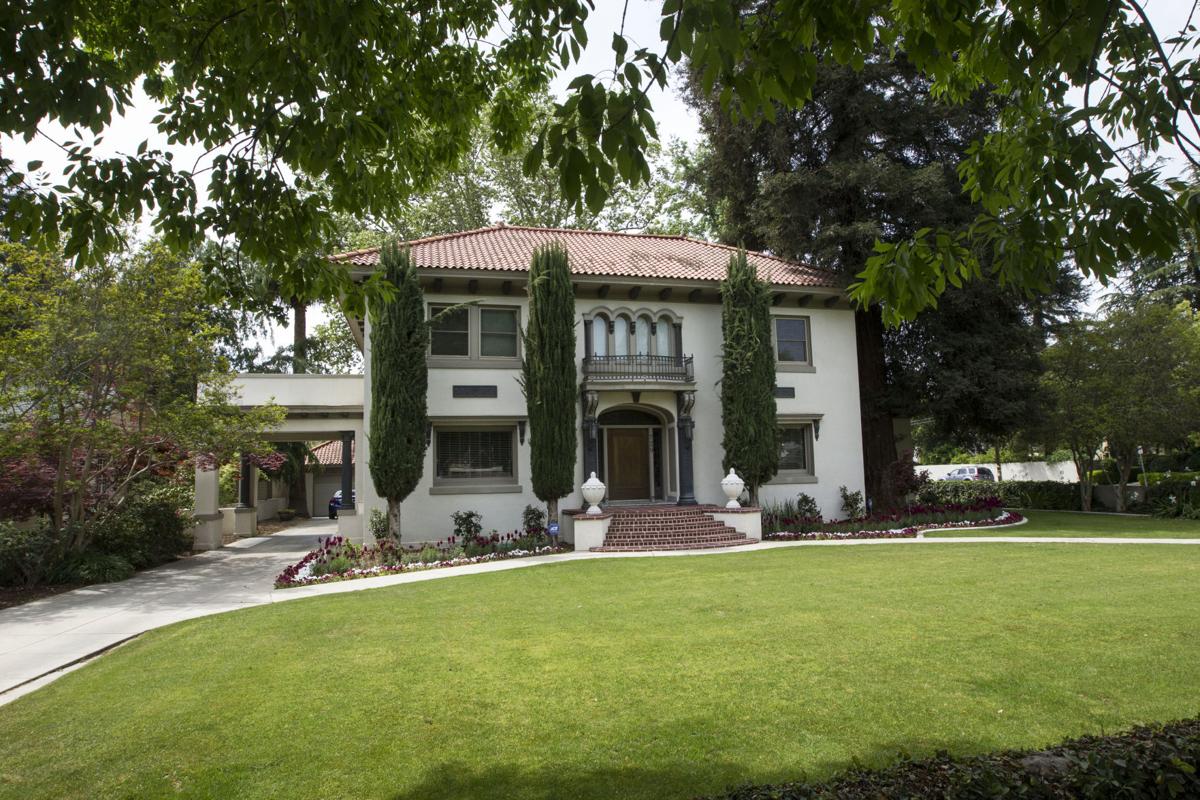 WHERE WE LIVE Get a car alarm, but historic, walkable OleanderSunset