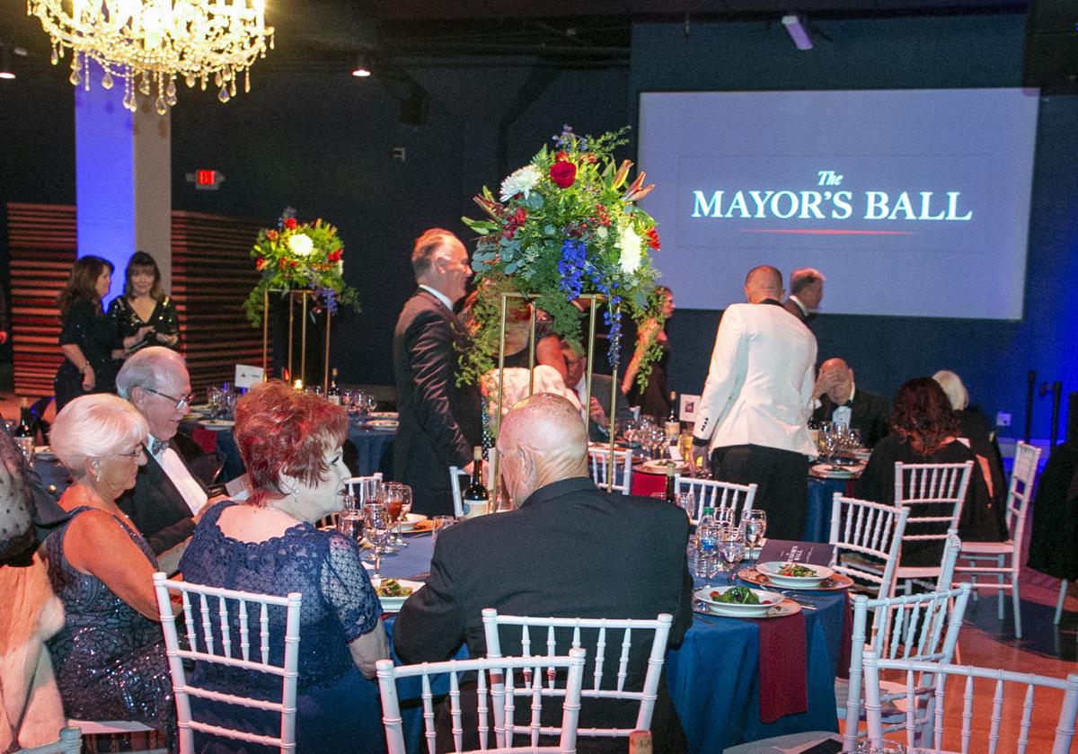 PHOTO GALLERY Soldout crowd enjoys Bakersfield's inaugural Mayor's