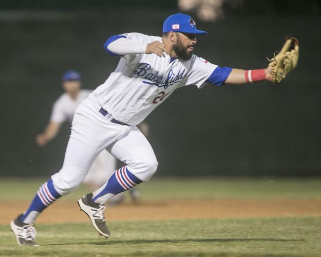 PHOTO GALLERY Bakersfield Train Robbers' first game