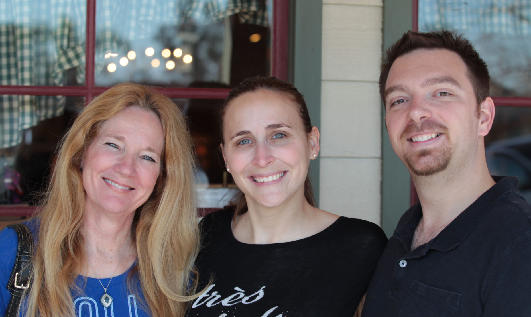 hollister bakersfield