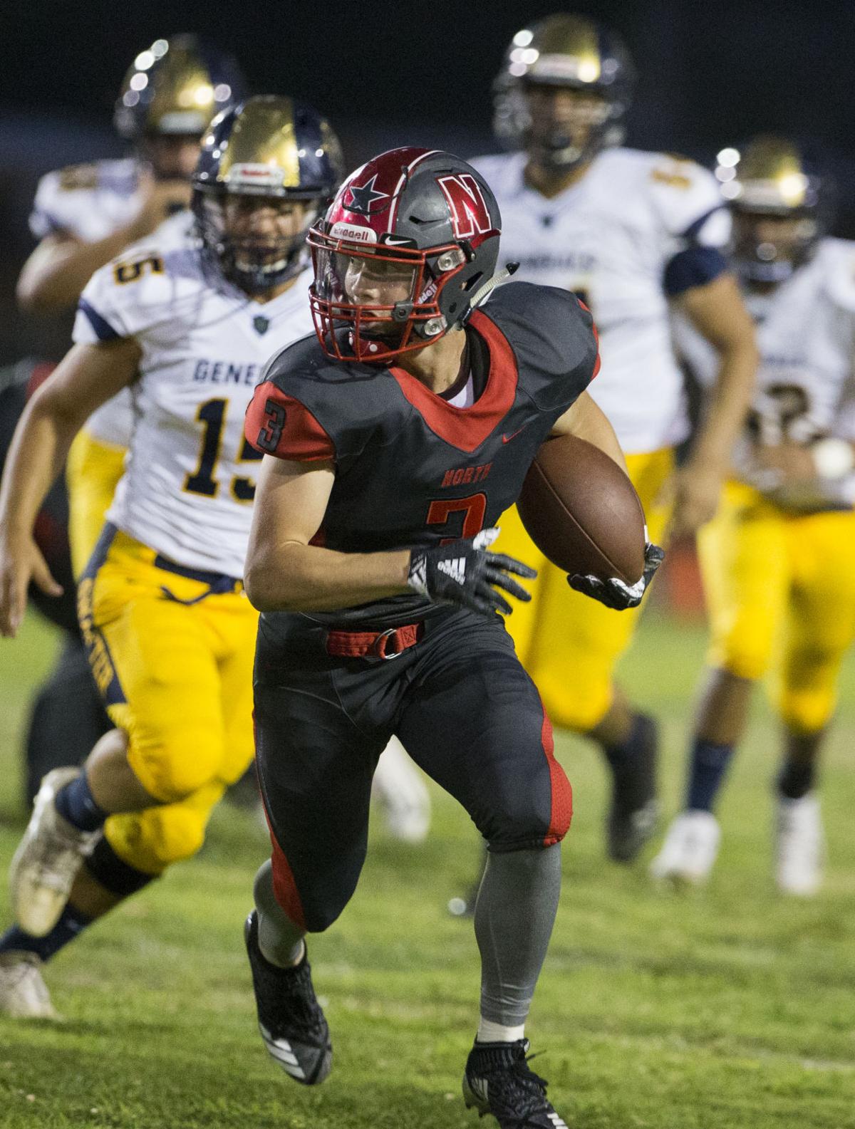 PHOTO GALLERY: Shafter football moves to 3-0 | Photo Galleries | bakersfield.com