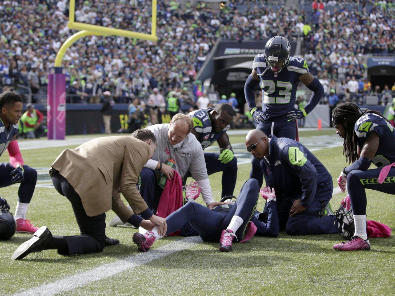 Taking A Knee Is It Required Etiquette On The Field Archives Bakersfield Com Taking A Knee Is It Required Etiquette On The Field Archives Bakersfield Com