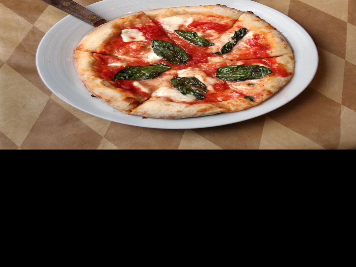 Dining Divas Frugatti S Italian Eatery Bakersfield Life