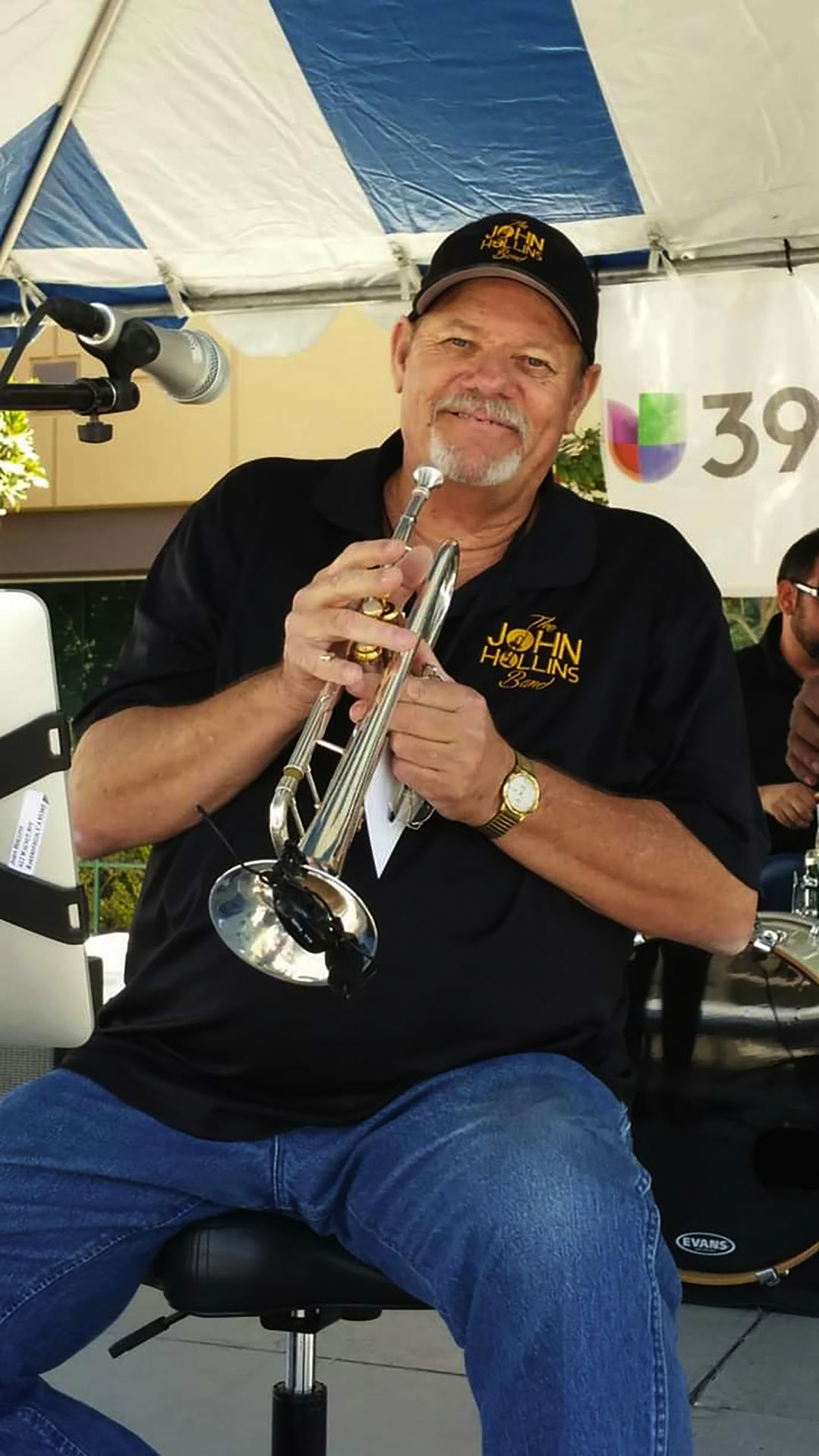 trumpet player from john mayer where the light is trumpet player from john mayer where the light is