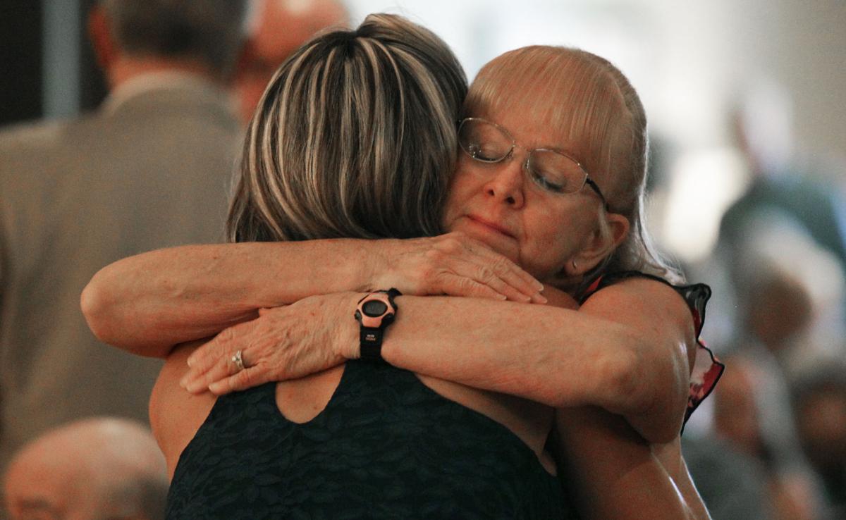 Family Friends Remember Slain Tehachapi Dentist News Bakersfield Com