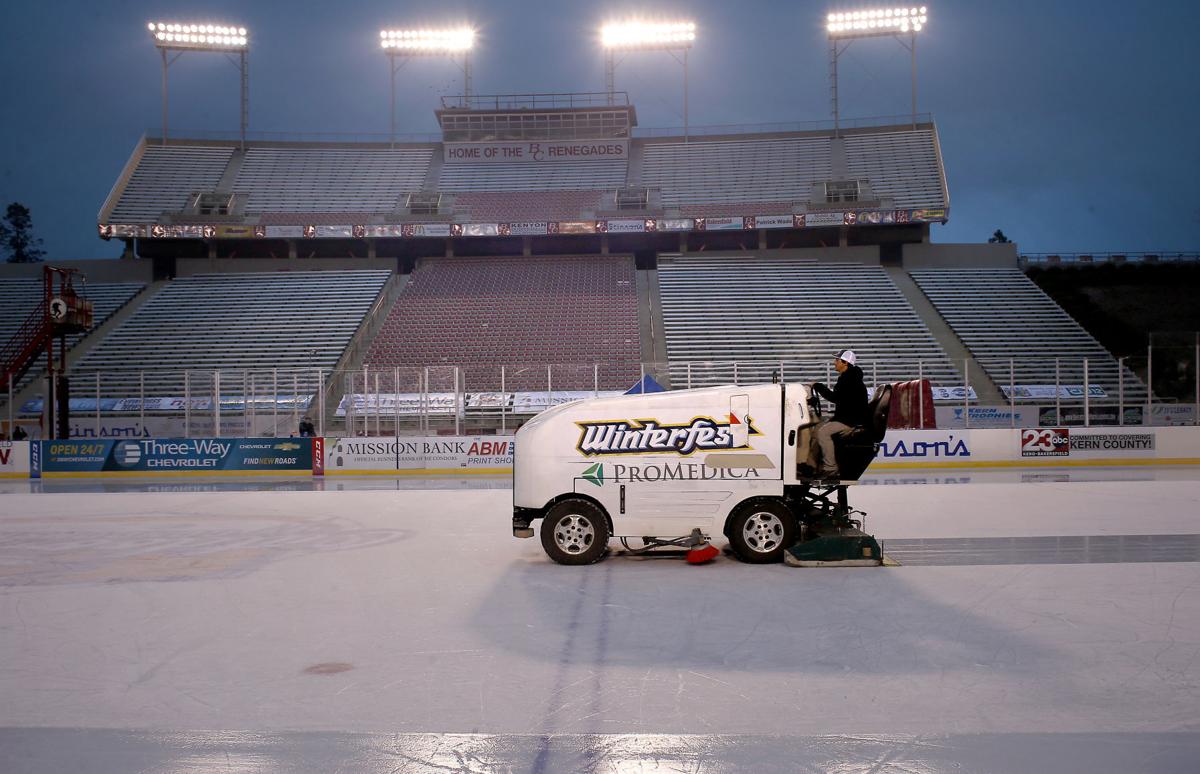 2016 Winterfest ice rink installation Multimedia