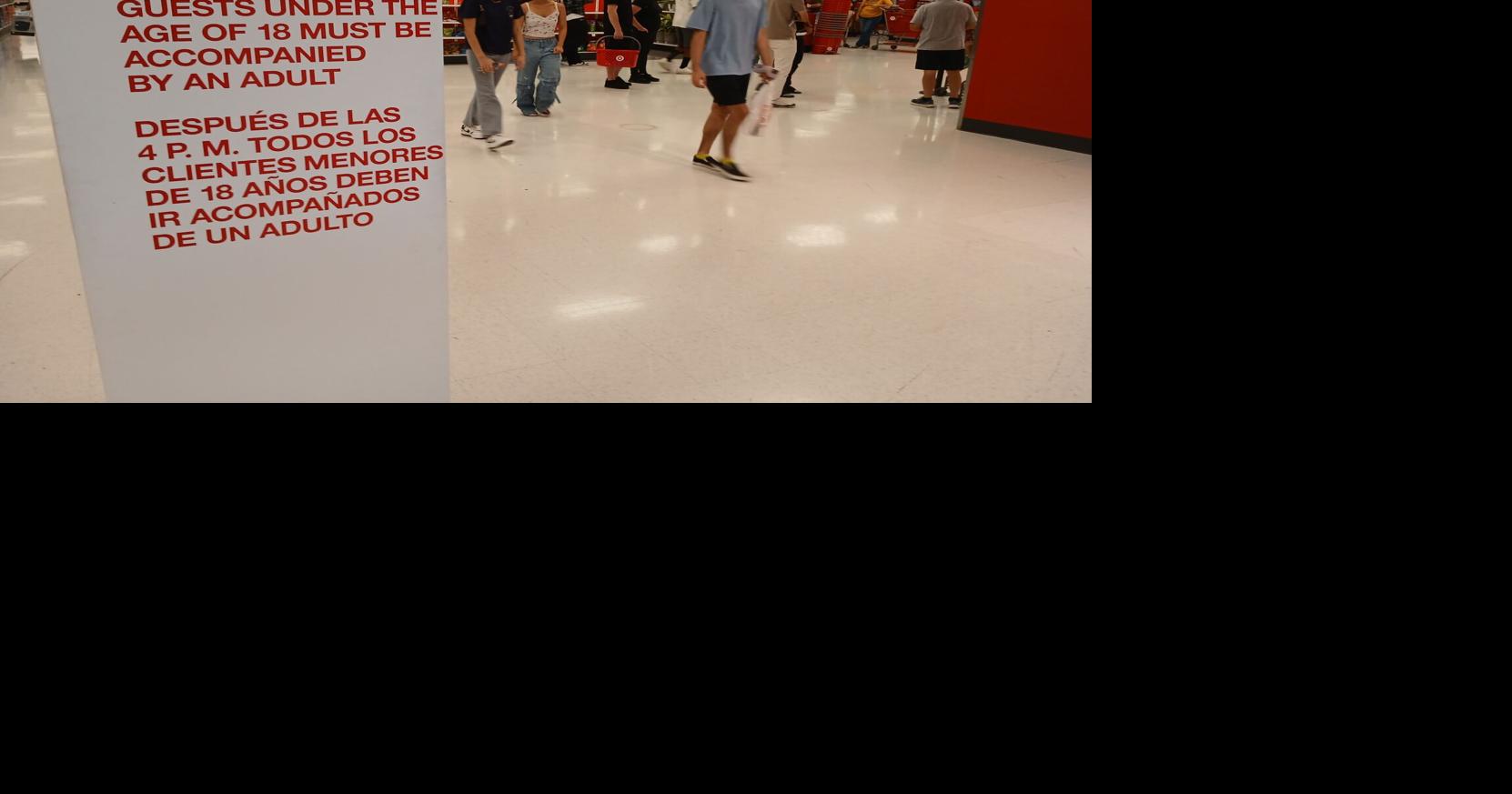 Petition asks to ban unsupervised minors from Valley Plaza News