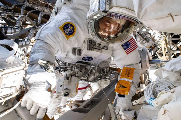 Hague space walk.jpg