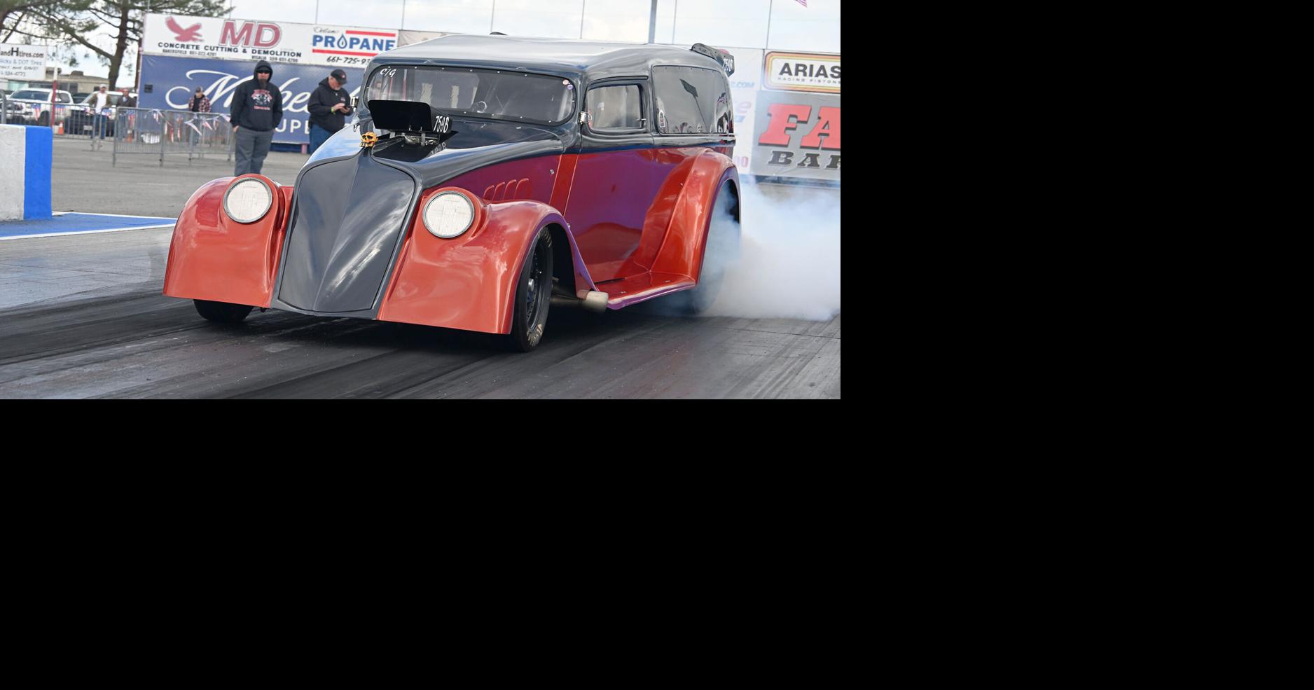 PHOTO GALLERY: Friday at March Meet | Photo Galleries | bakersfield.com
