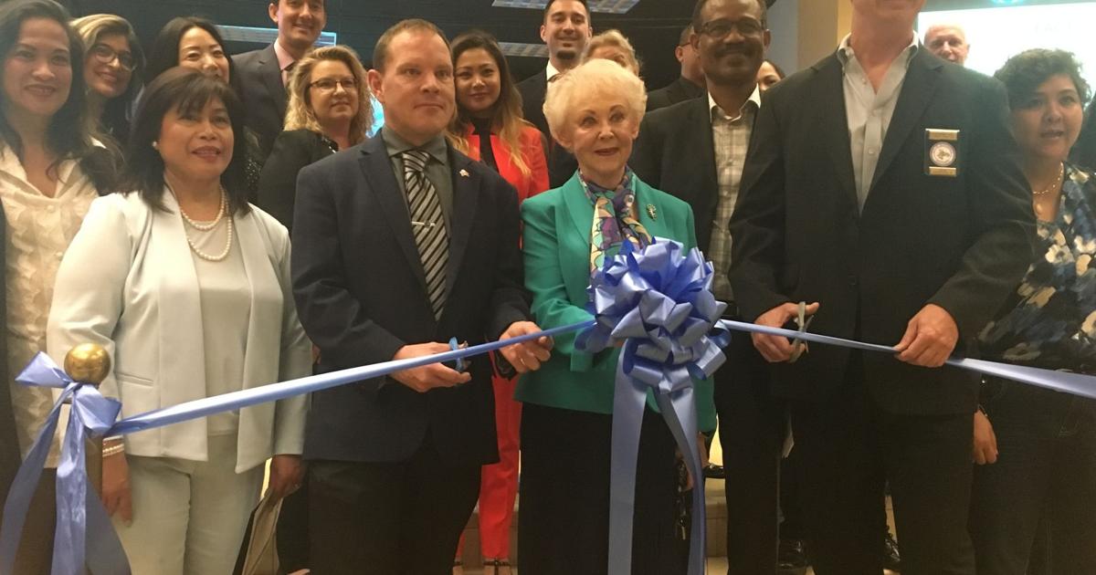 'Cognitive Center' opens to address mental health issues in Bakersfield