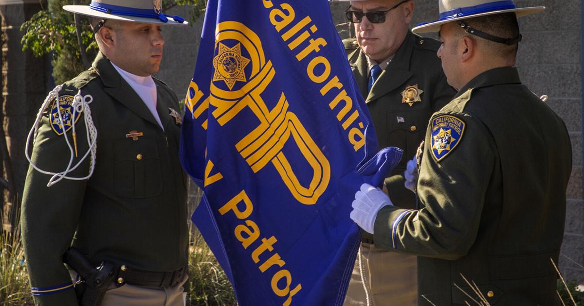 Chp Commander New commander takes over at Bakersfield's CHP office | News ...