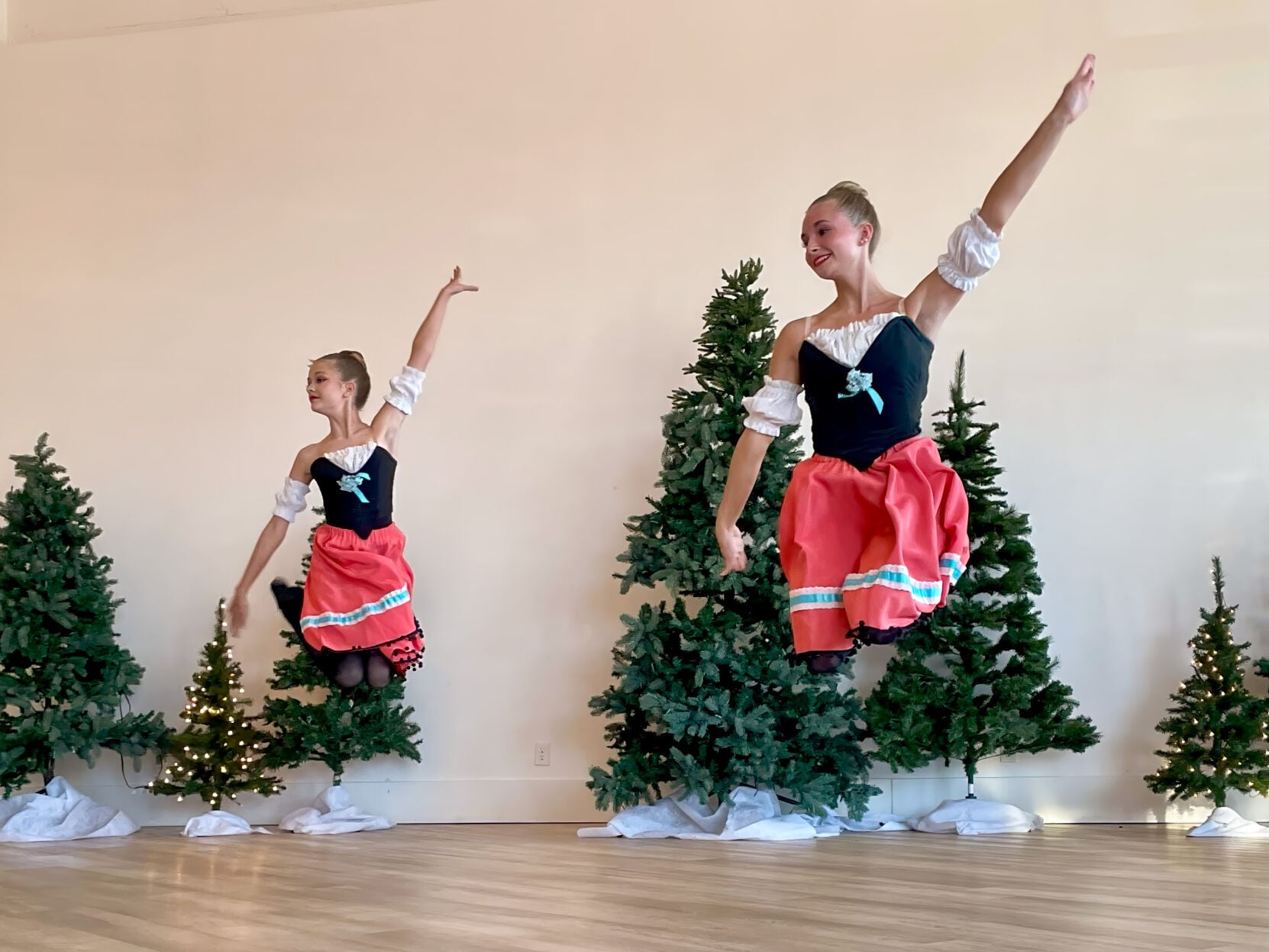 ⑫Firehouse / Dance Hall Christmas 687ad9fc2c9bb.image.jpg?resize