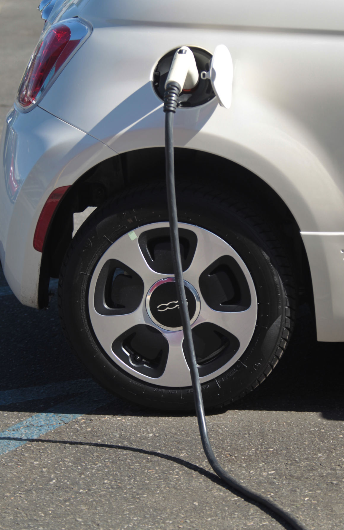 Will new incentives spark interest in electric cars? News