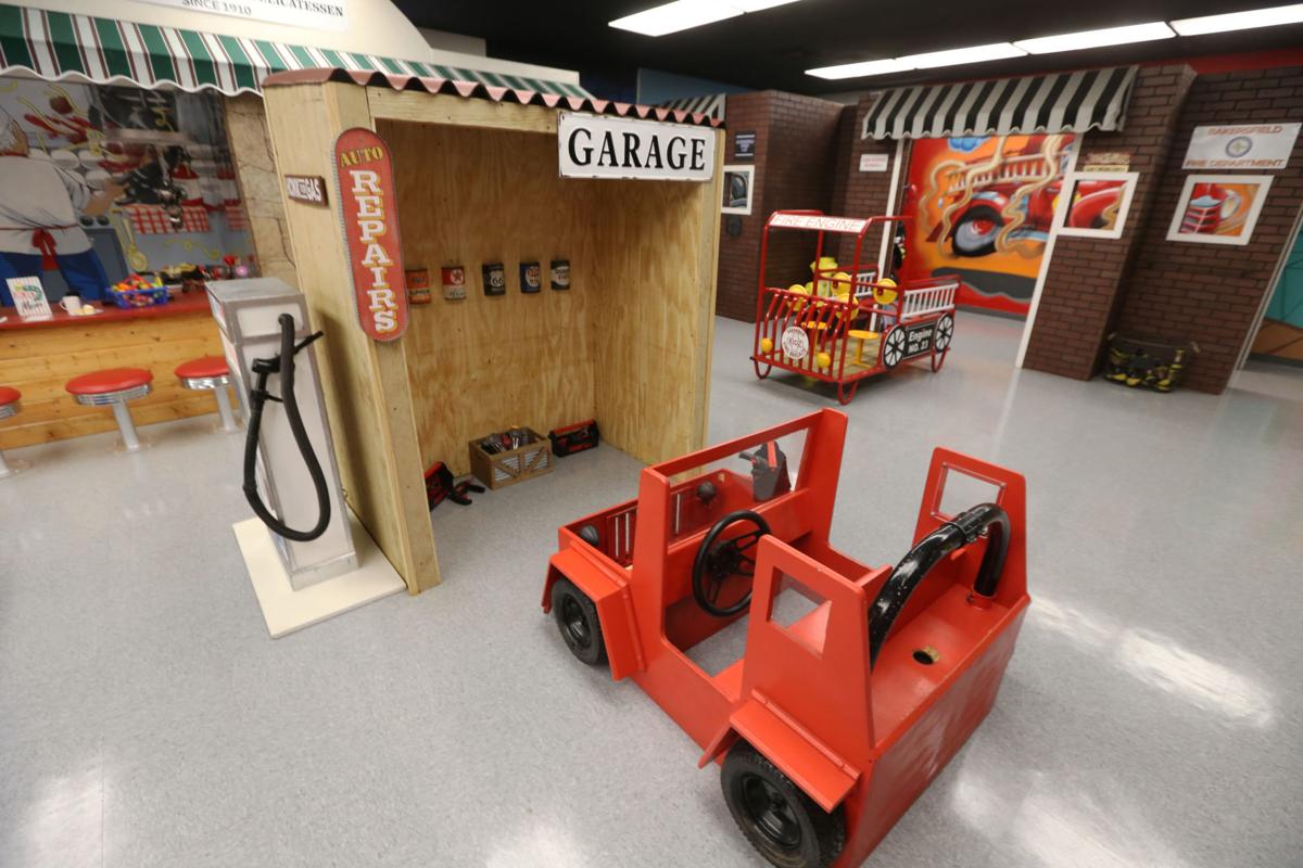 Photo Gallery Lori Brock Children S Discovery Center S New Steam Town Photo Galleries Bakersfield Com