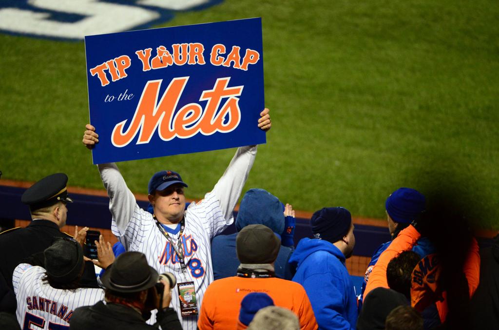 Wright drives in four as Mets rout Royals in Game 3 of World Series, Sports